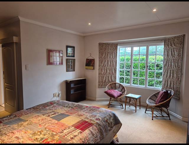 3 BEDROOM SIMPLEX FOR SALE IN SOMERSET PARK